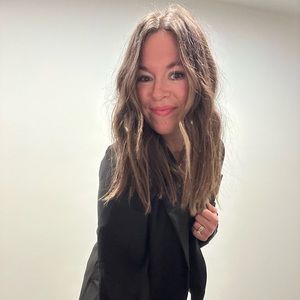 Meet your Posher, Victoria!